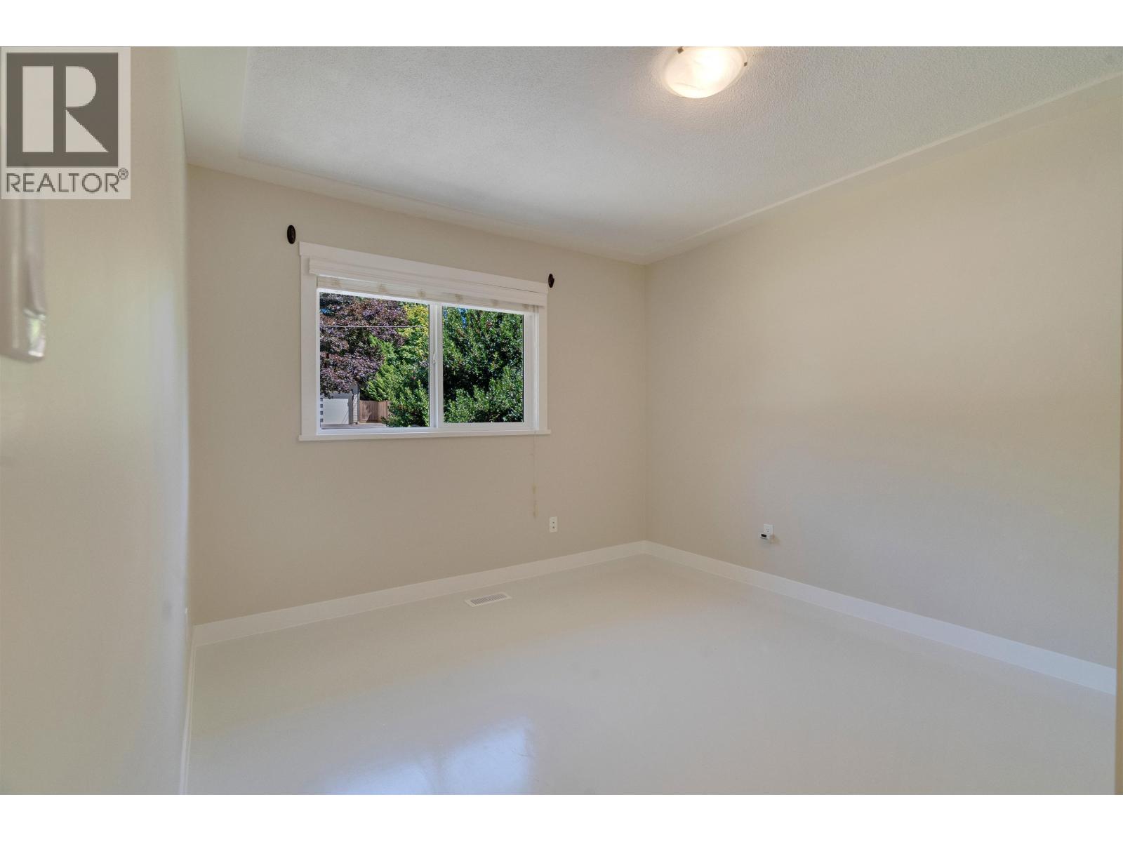 Photo 26 of 12065 208 Street, Maple Ridge BC