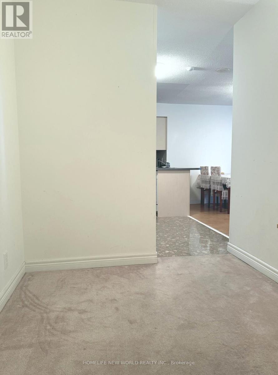 Photo 21 of 1506 23 Hollywood Avenue, Toronto ON