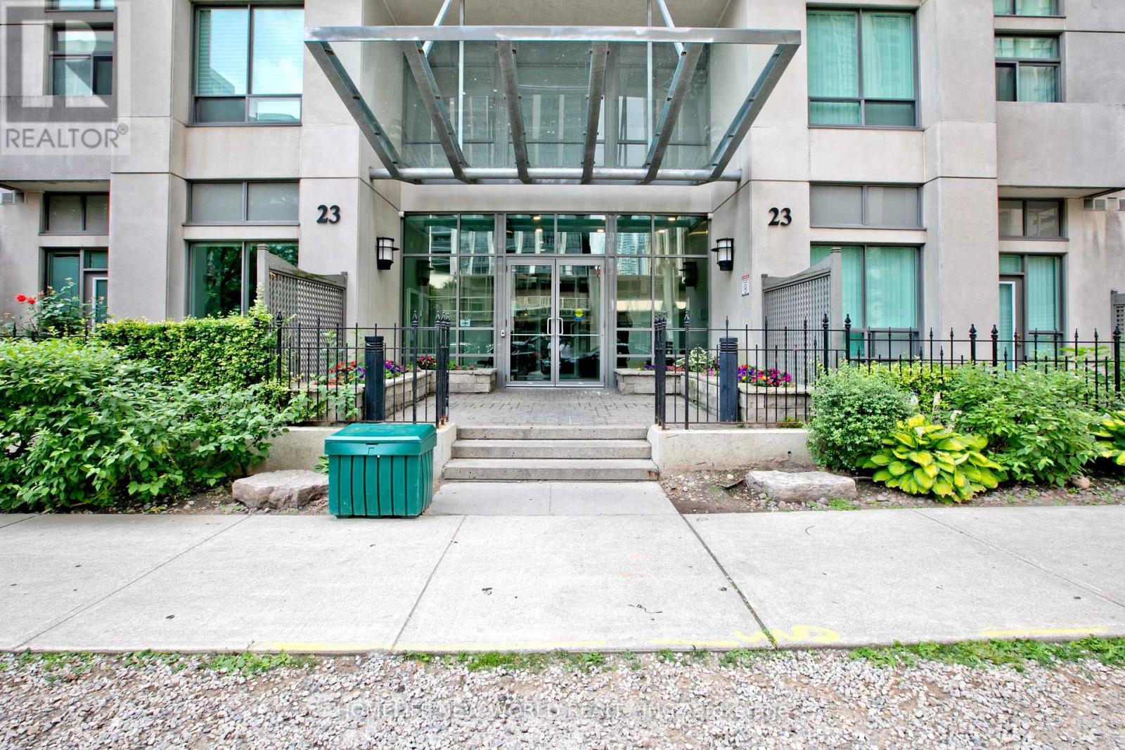 Photo 25 of 1506 23 Hollywood Avenue, Toronto ON