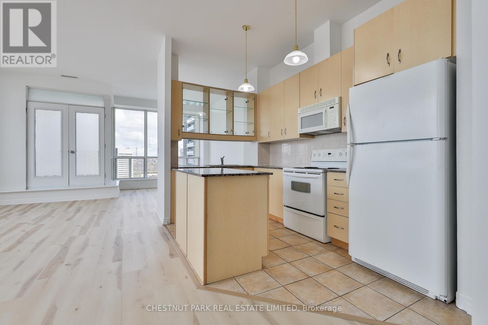 Photo 13 of 1108 797 Don Mills Road, Toronto ON