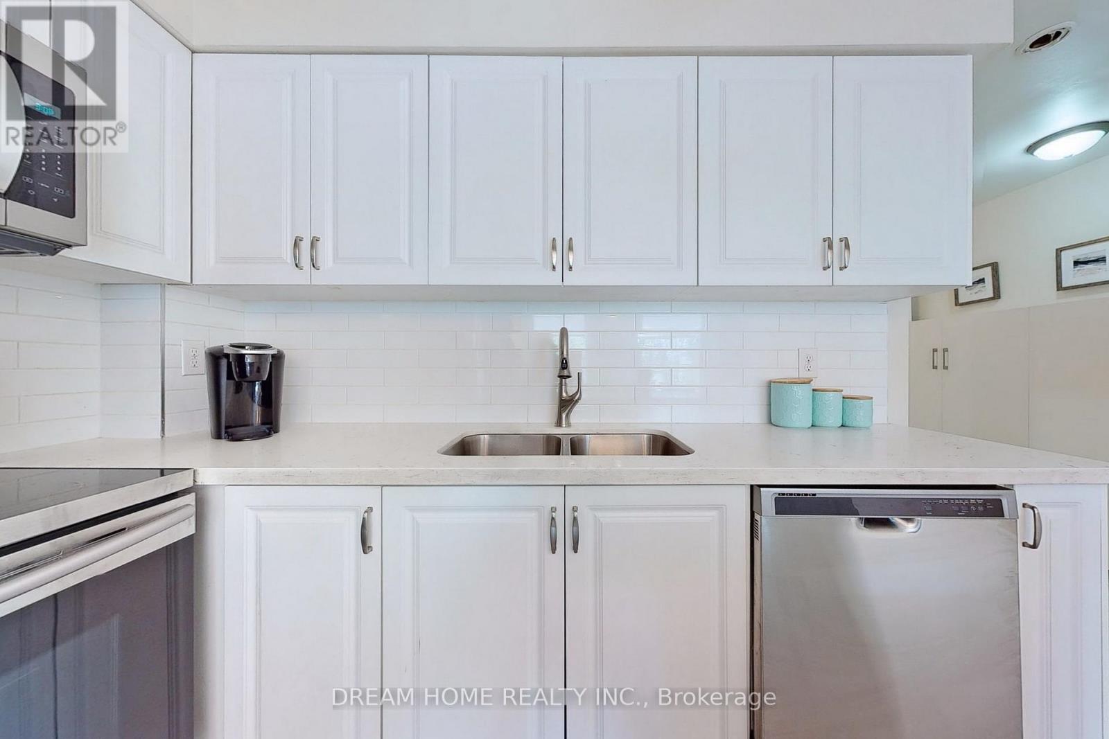Photo 10 of 61 Cameron Street, Toronto ON