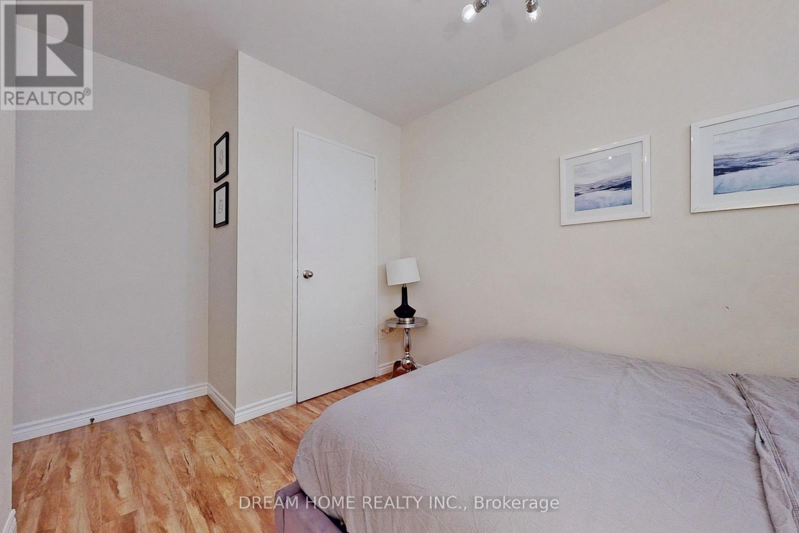 Photo 12 of 61 Cameron Street, Toronto ON