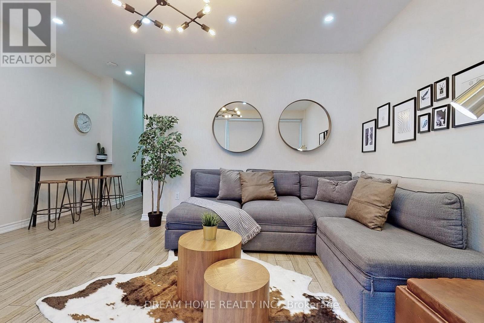 Photo 36 of 61 Cameron Street, Toronto ON