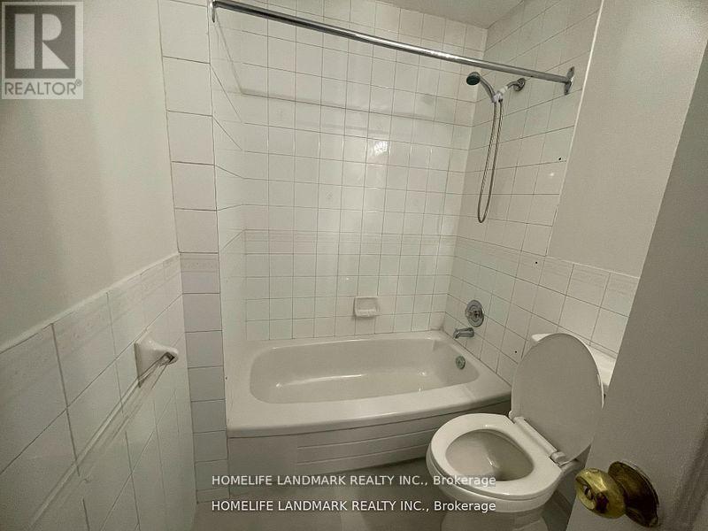 Photo 11 of 443 Parliament Street, Toronto ON