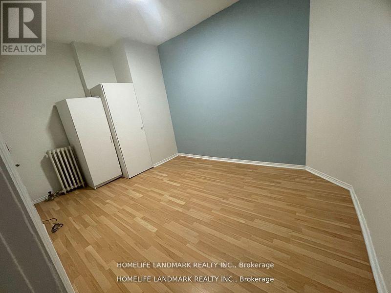 Photo 7 of 443 Parliament Street, Toronto ON