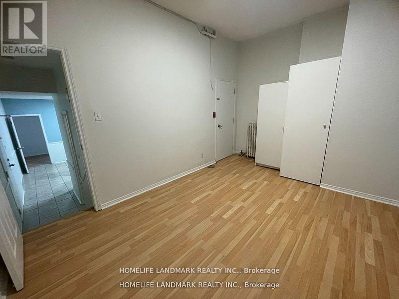 Photo 8 of 443 Parliament Street, Toronto ON