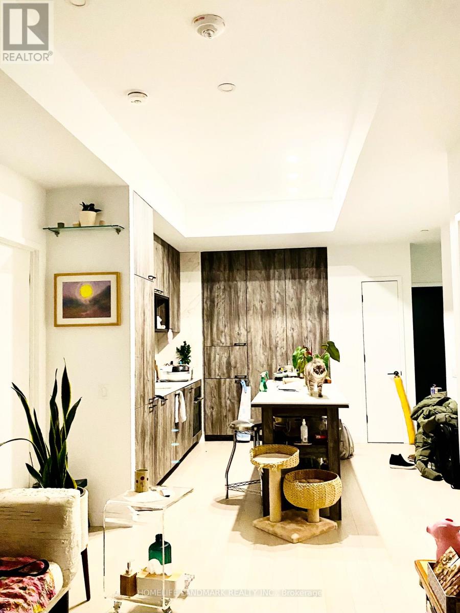 Photo 4 of 427 505 Richmond Street W, Toronto ON