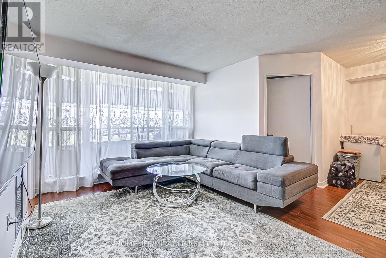 Photo 26 of 1531 3 Greystone Walk Drive, Toronto ON