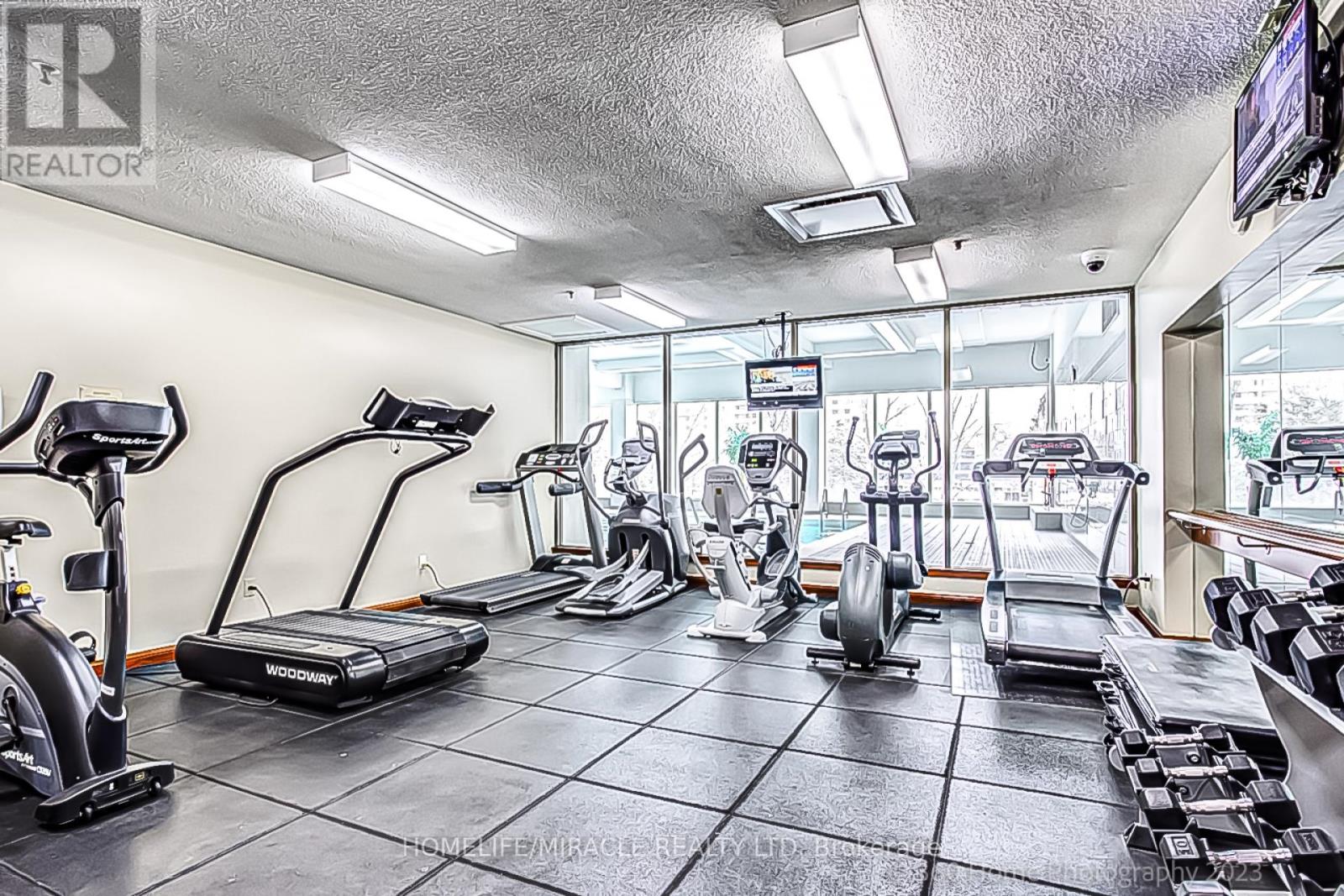 Photo 5 of 1531 3 Greystone Walk Drive, Toronto ON