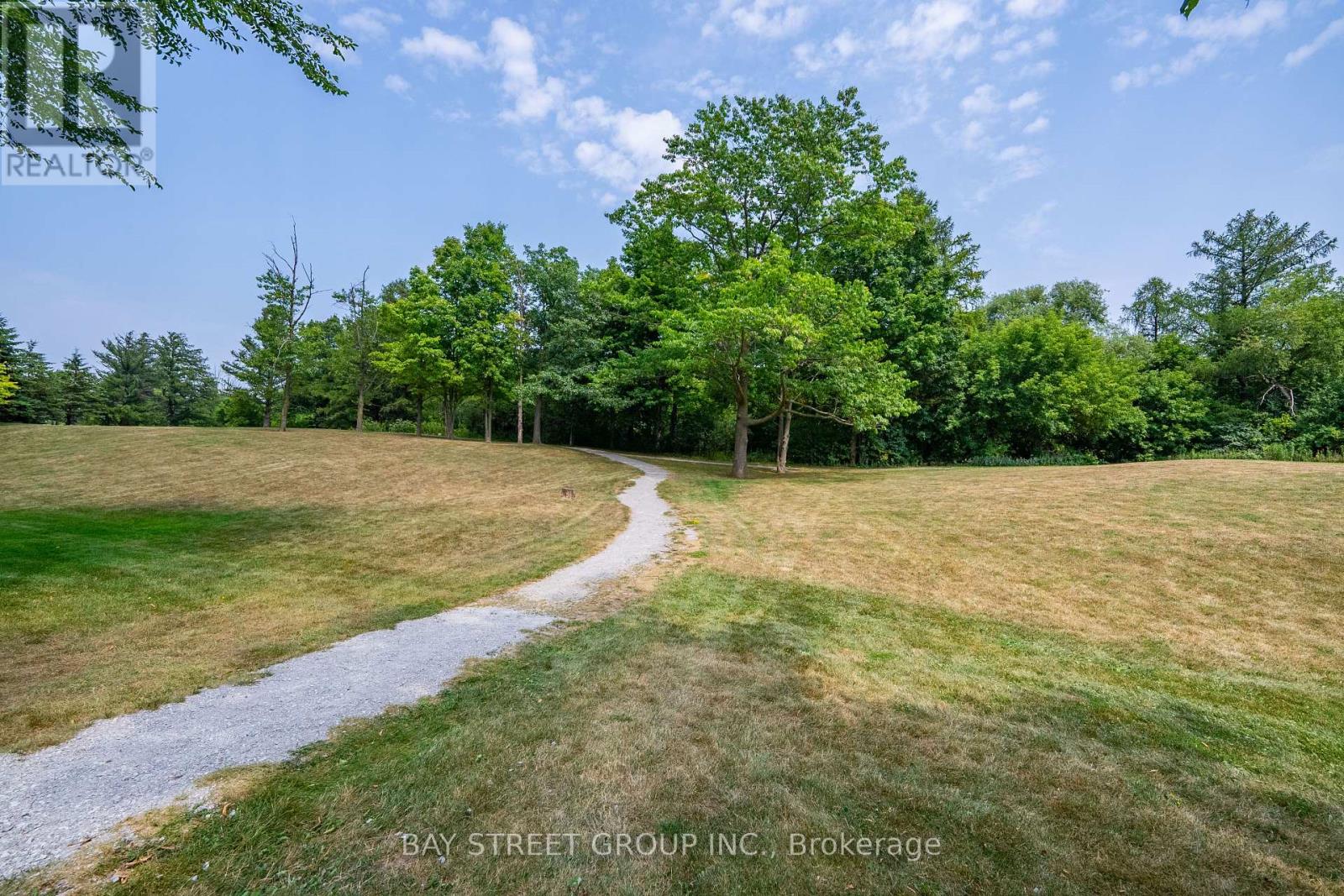 Photo 11 of 1406 9225 Jane Street, Vaughan ON