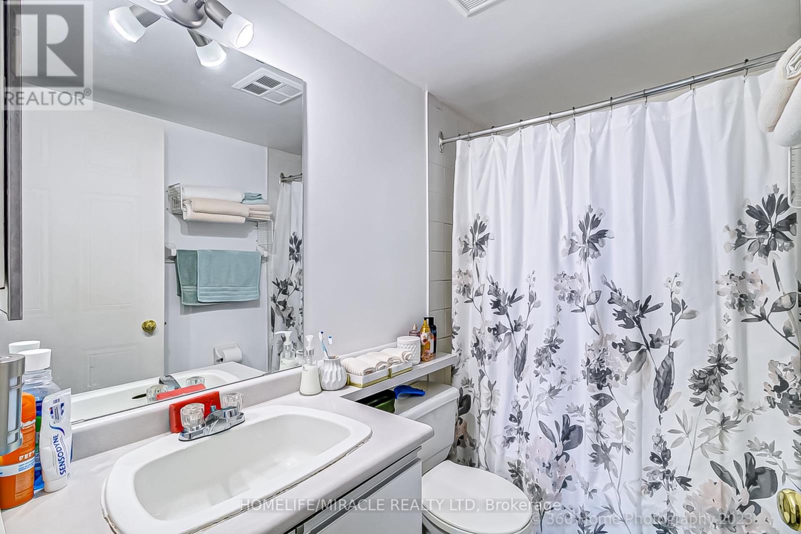 Photo 30 of 1531 3 Greystone Walk Drive, Toronto ON