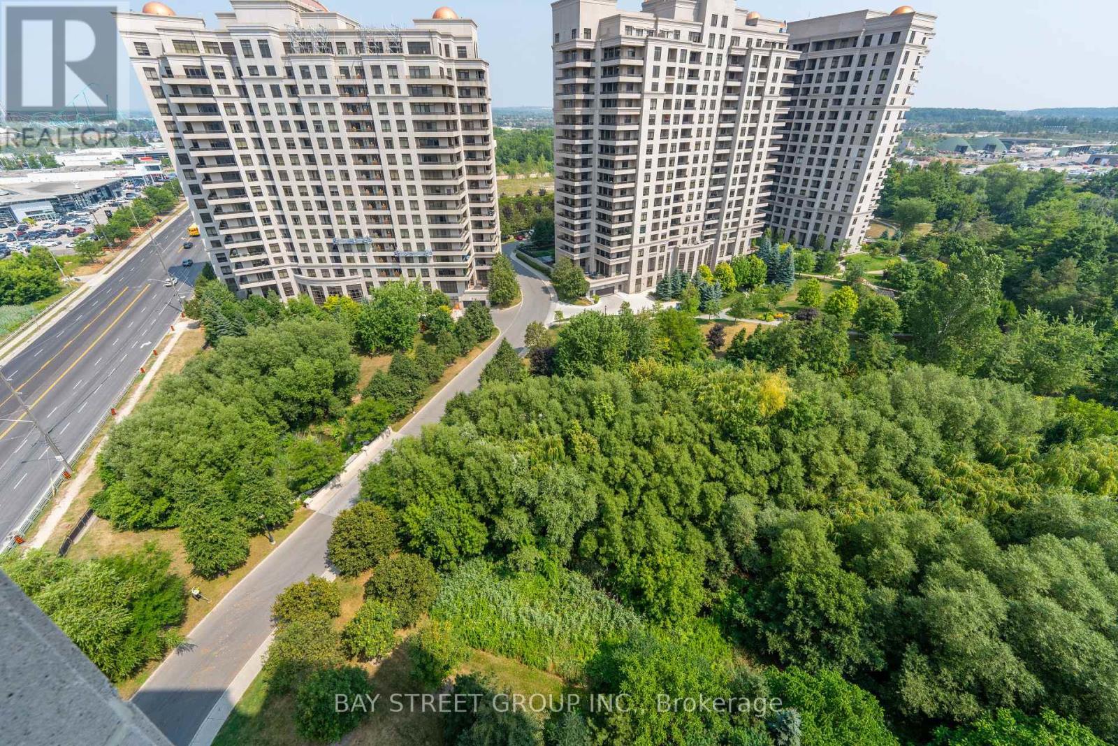 Photo 16 of 1406 9225 Jane Street, Vaughan ON
