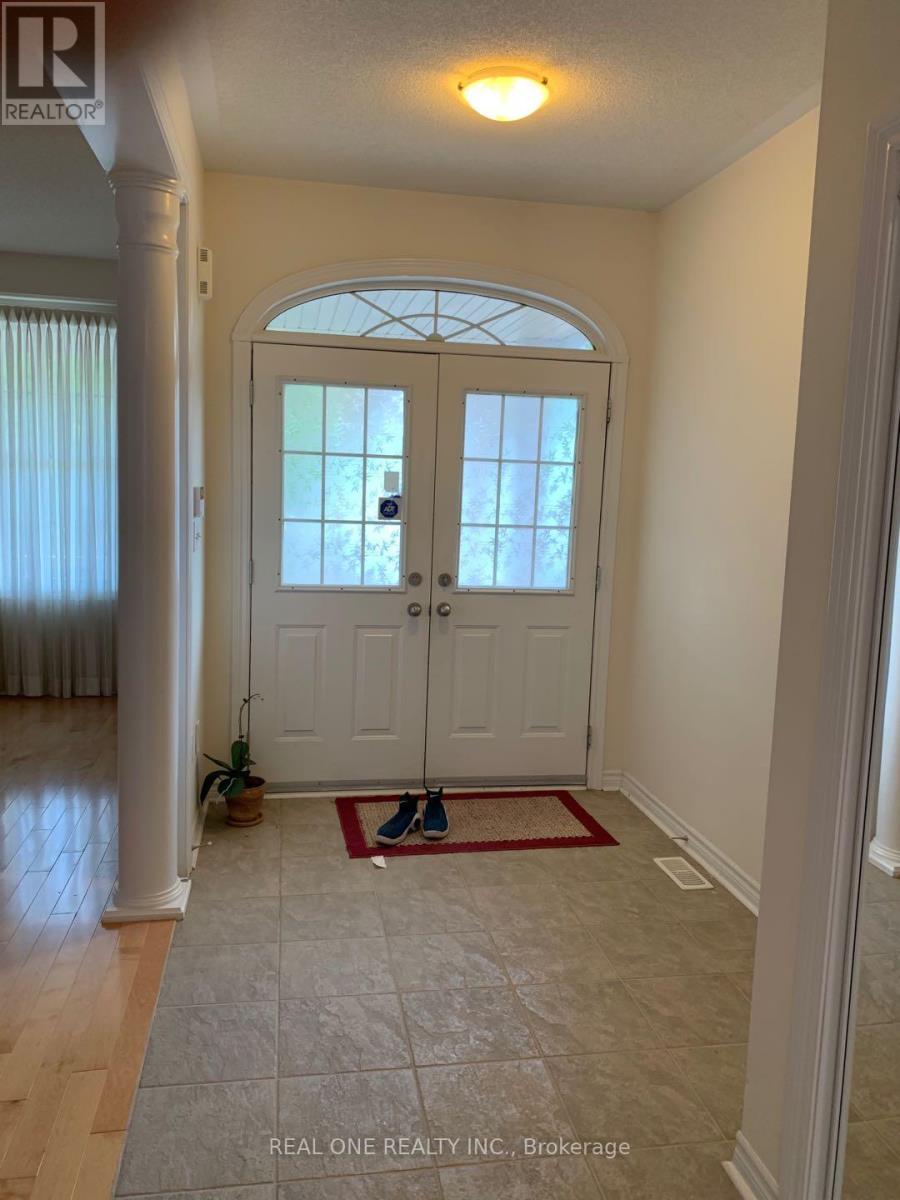 Photo 22 of 18 Armando Drive, Markham ON