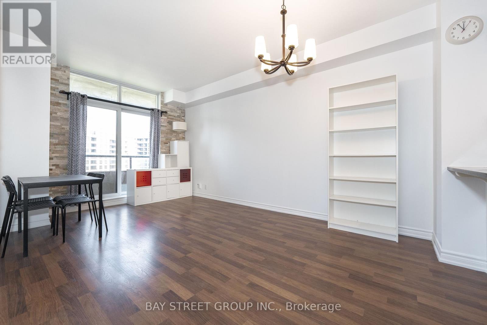 Photo 32 of 1406 9225 Jane Street, Vaughan ON