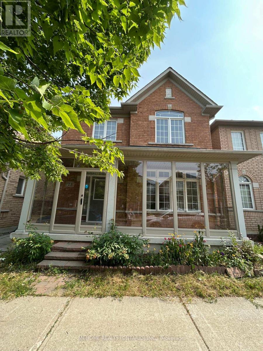 Photo 10 of Lower 23 Pinecliff Avenue, Markham ON