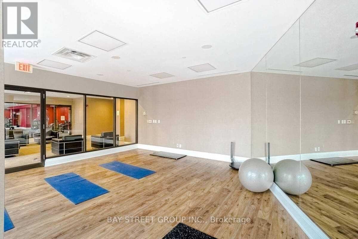 Photo 14 of 1406 9225 Jane Street, Vaughan ON