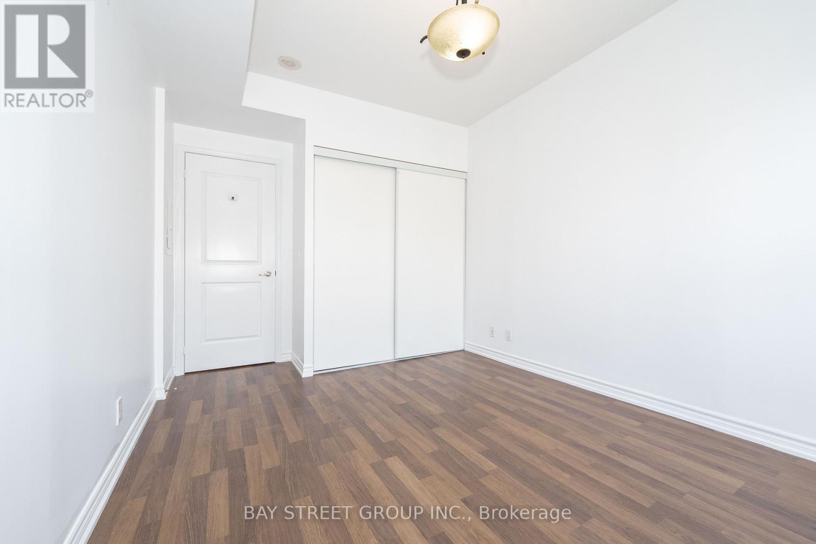 Photo 23 of 1406 9225 Jane Street, Vaughan ON