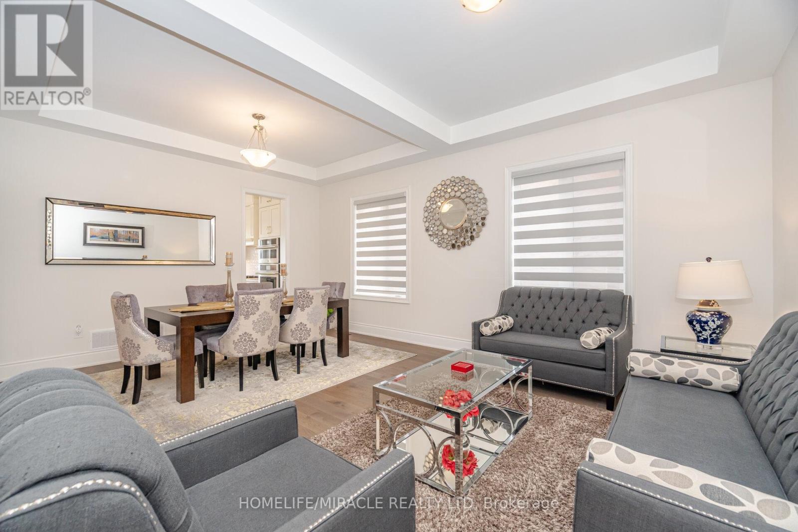 Photo 10 of 103 Petal Avenue, East Gwillimbury ON