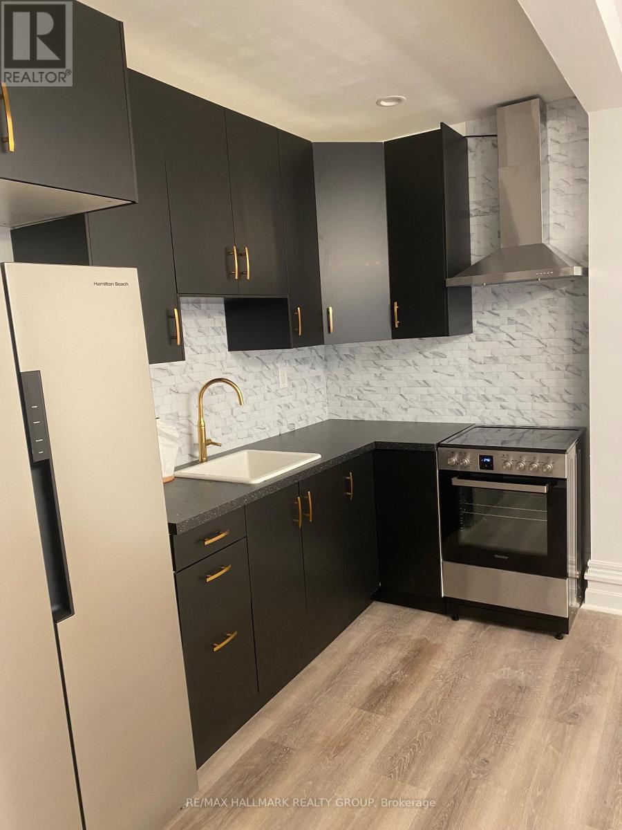 Photo 19 of 286 Kent Street N, Ottawa ON