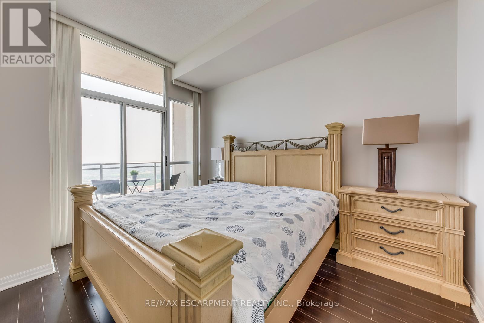 Photo 22 of 3607 225 Webb Drive, Mississauga ON