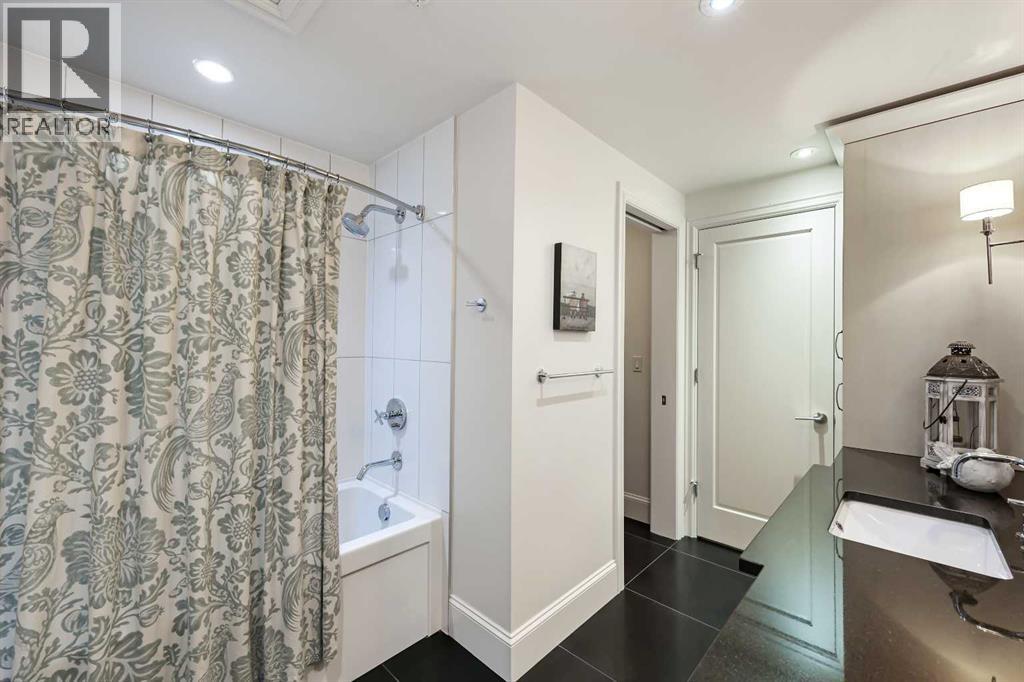 Single Family House for Sale in   Quarry Way SE Douglasdale/Glen Calgary 