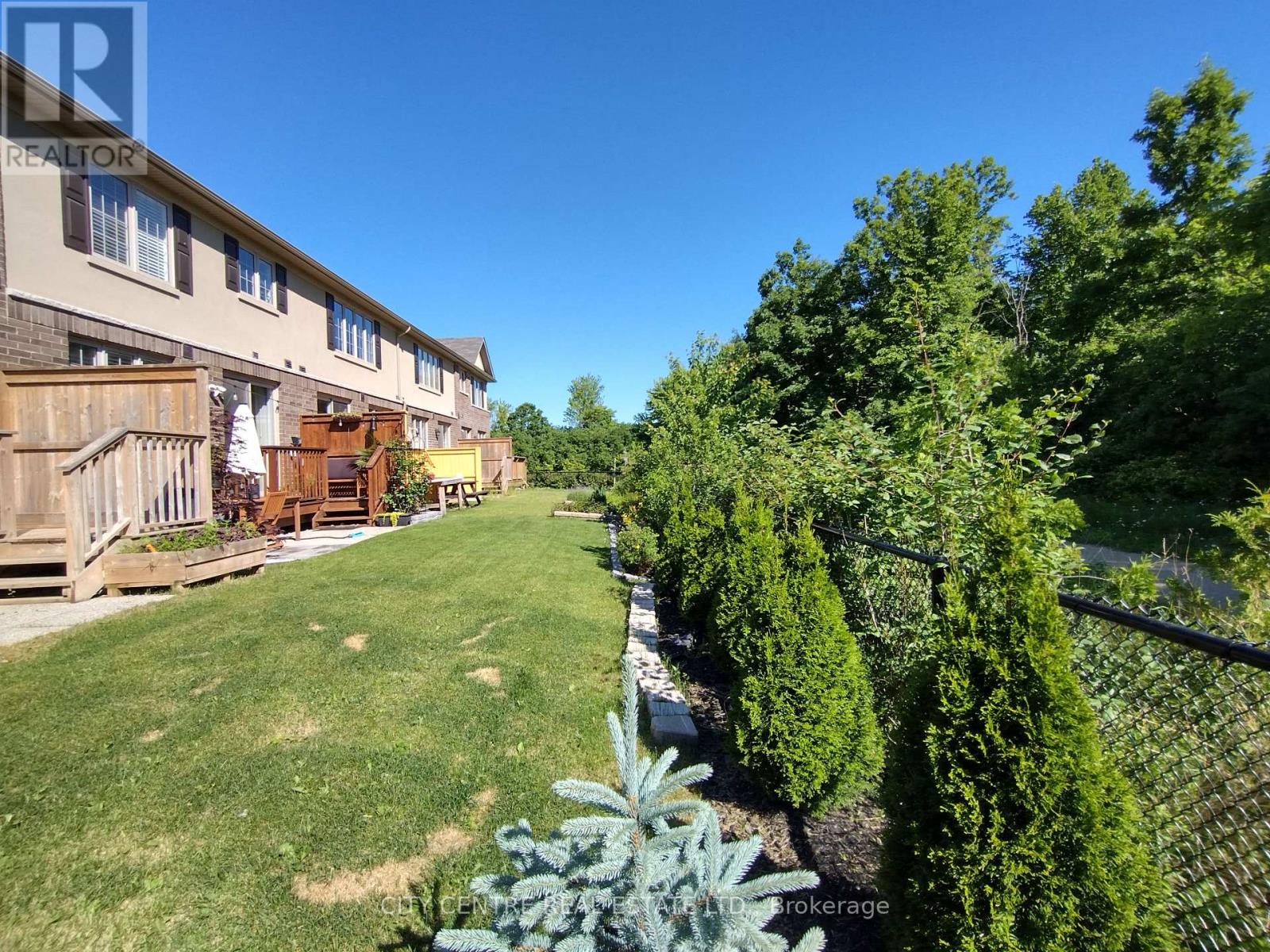 Photo 27 of 3329 Mockingbird Common Court, Oakville ON