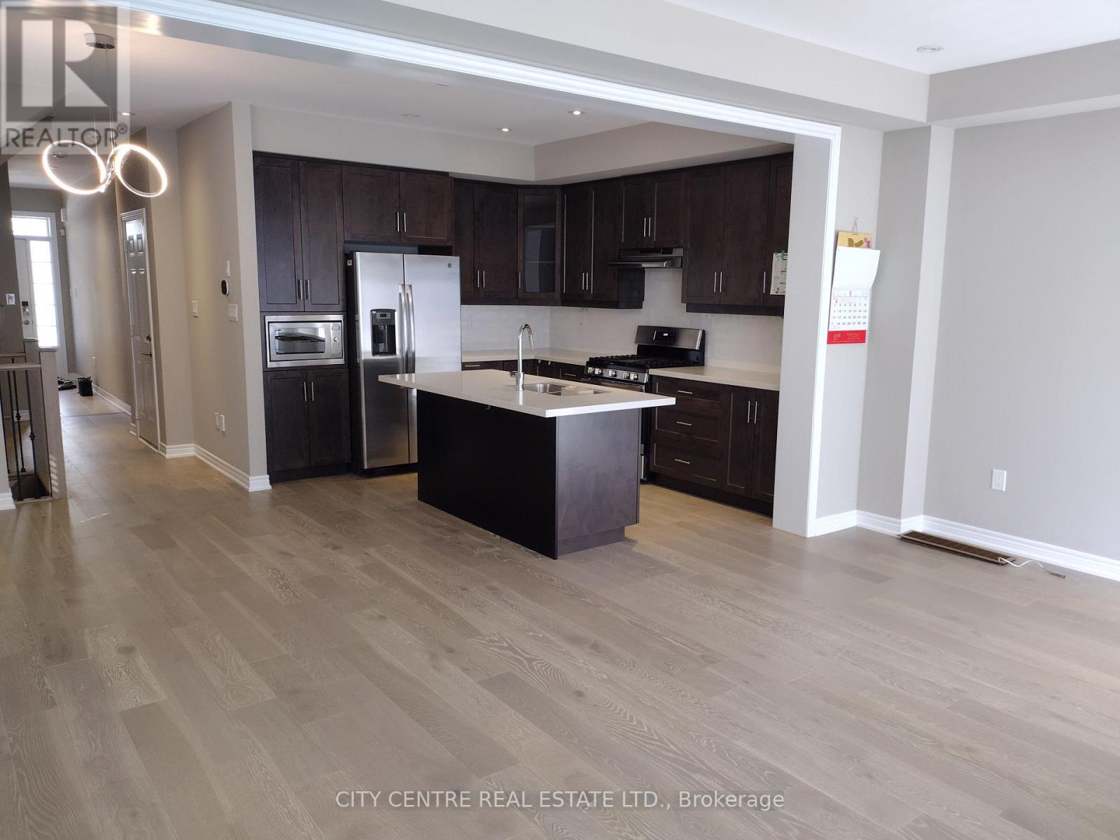 Photo 17 of 3329 Mockingbird Common Court, Oakville ON