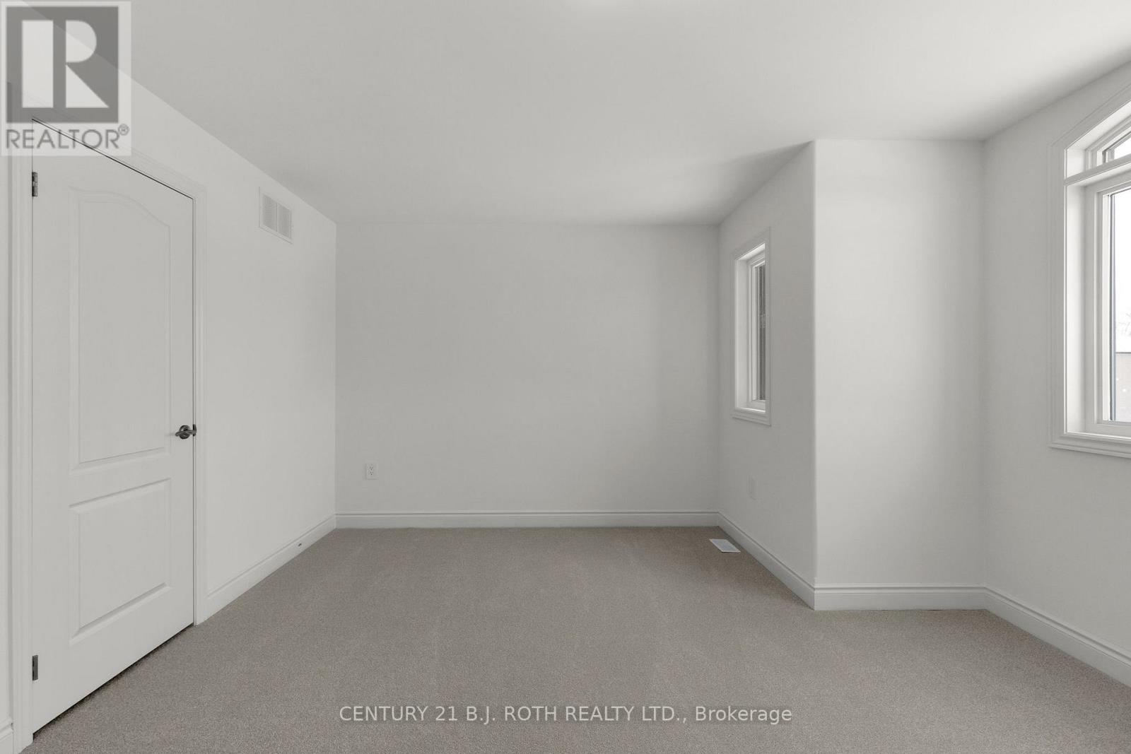 Photo 16 of 2974 Monarch Drive, Orillia ON