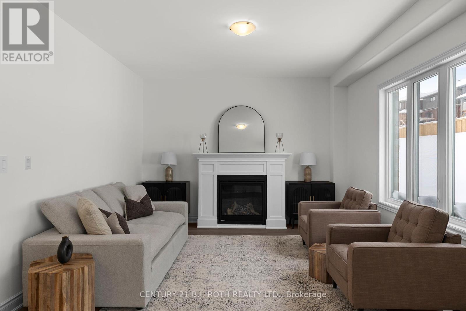 Photo 6 of 2974 Monarch Drive, Orillia ON