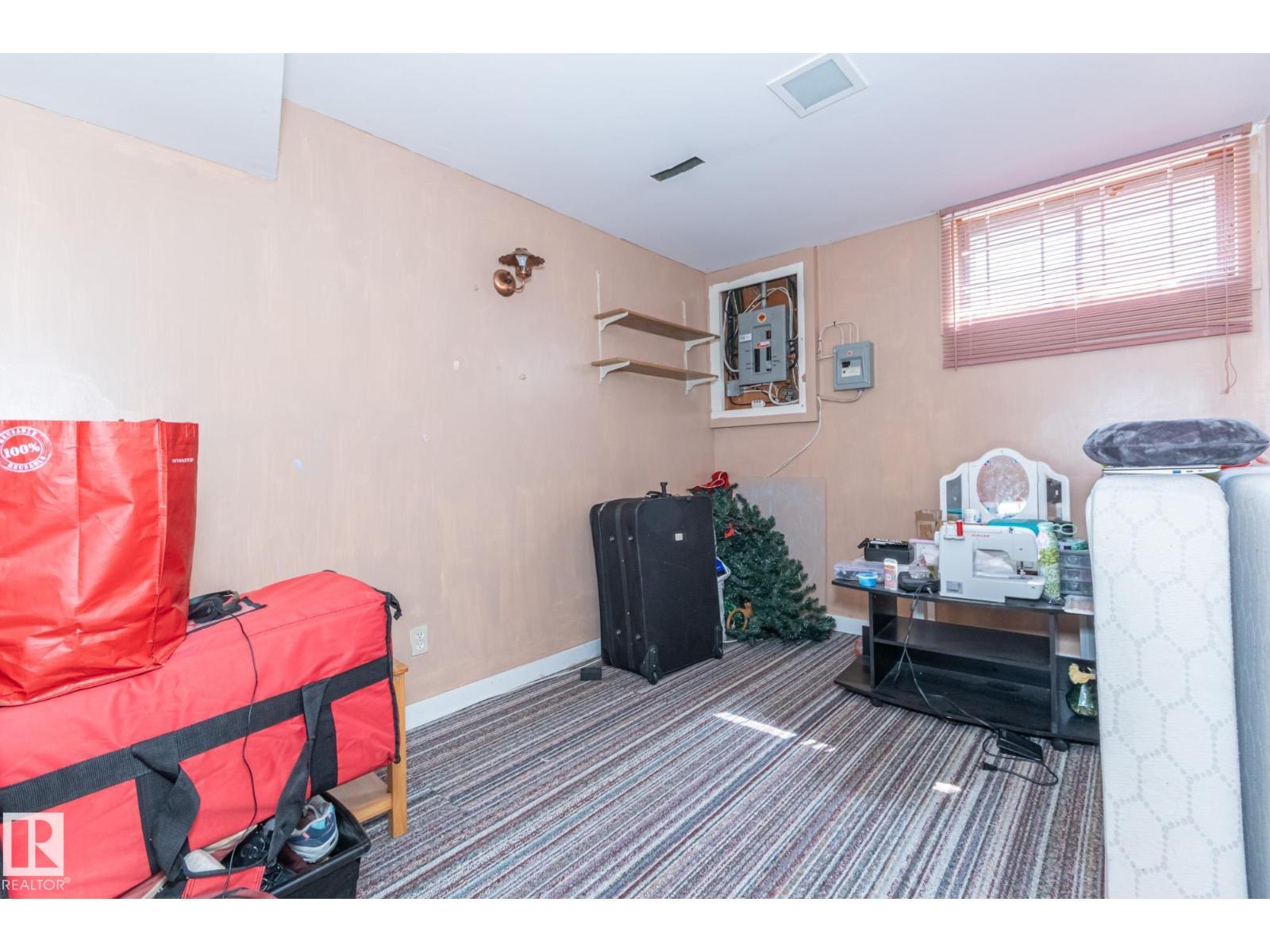 Photo 19 of 14316 116 St Nw, Edmonton AB