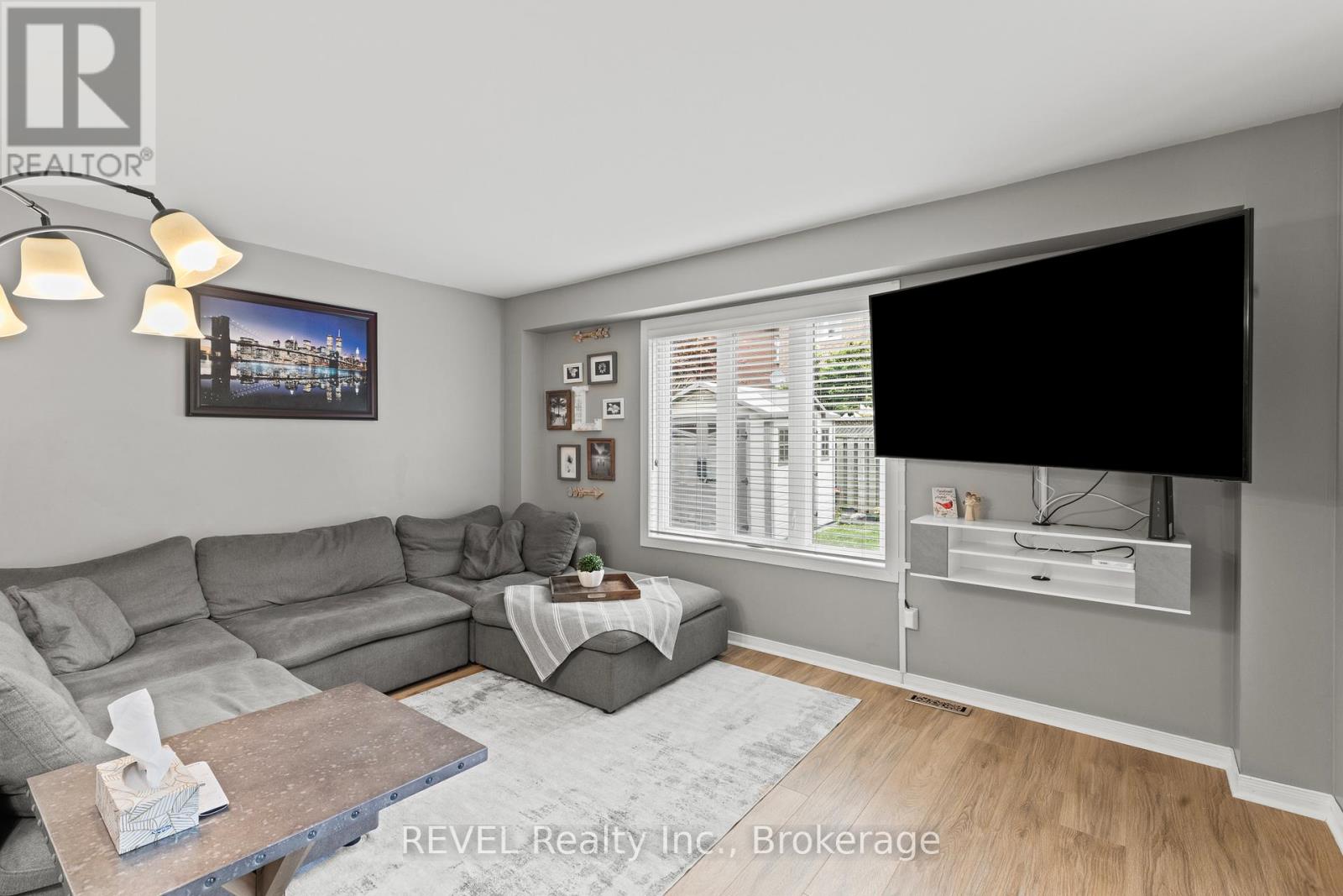Photo 14 of 59 Segwun Road, Hamilton ON
