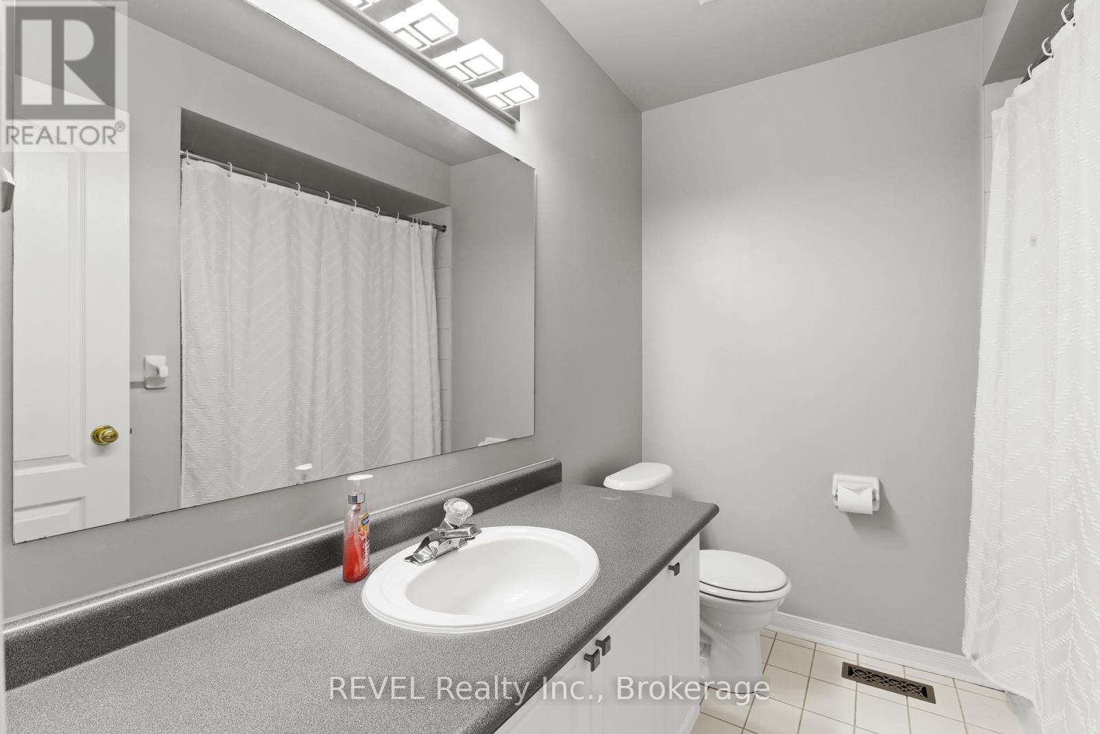Photo 25 of 59 Segwun Road, Hamilton ON