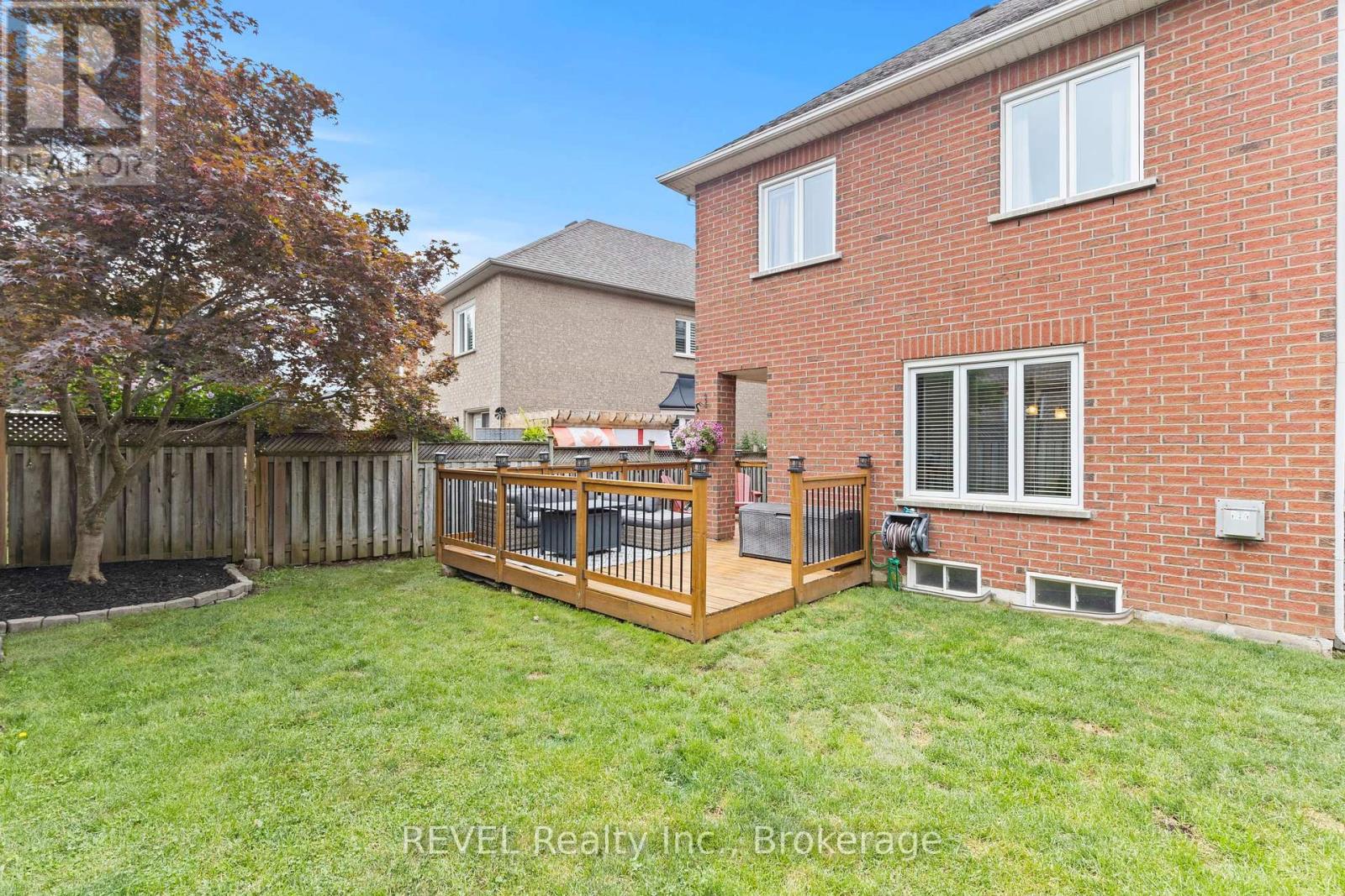 Photo 39 of 59 Segwun Road, Hamilton ON