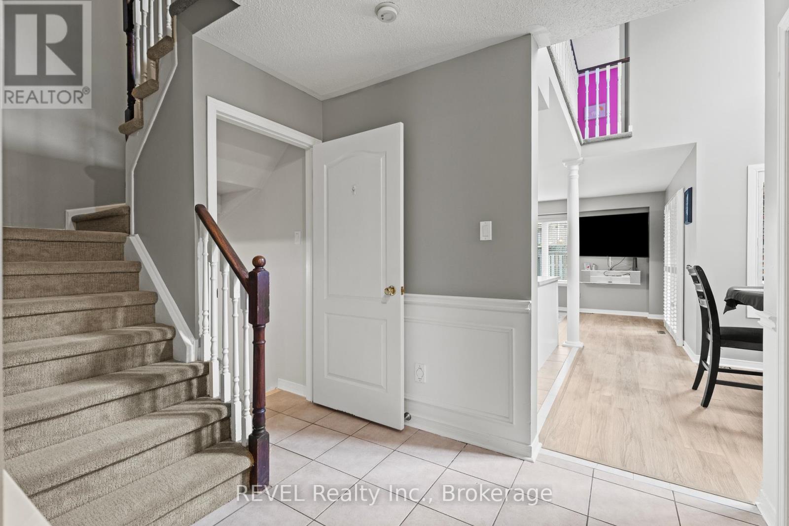 Photo 6 of 59 Segwun Road, Hamilton ON
