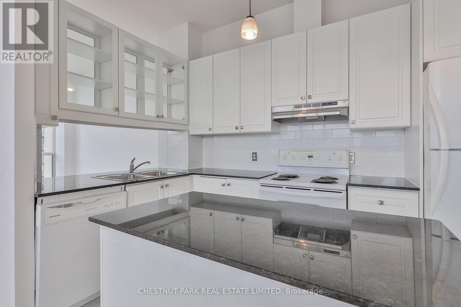 Photo 7 of 508 797 Don Mills Road, Toronto ON