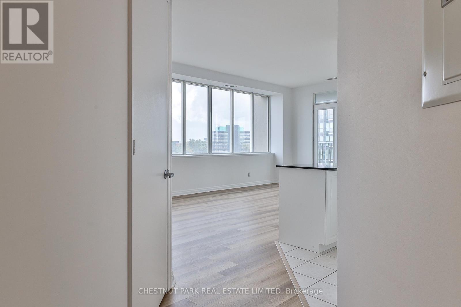 Photo 10 of 508 797 Don Mills Road, Toronto ON