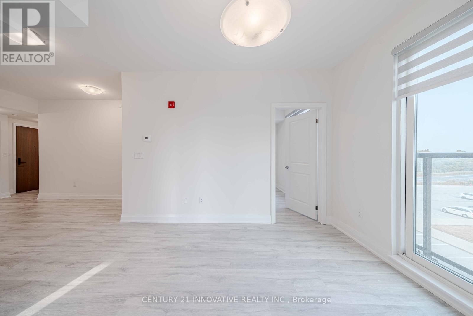 Photo 13 of 619 9700 Ninth Line, Markham ON