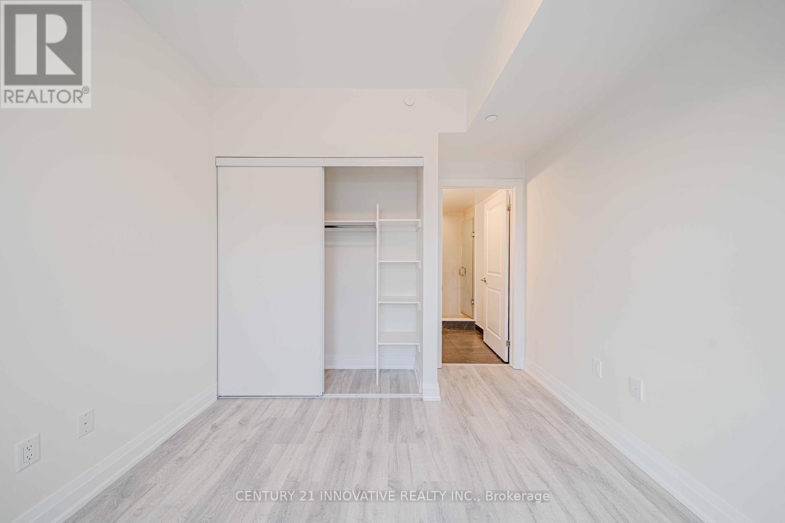 Photo 17 of 619 9700 Ninth Line, Markham ON