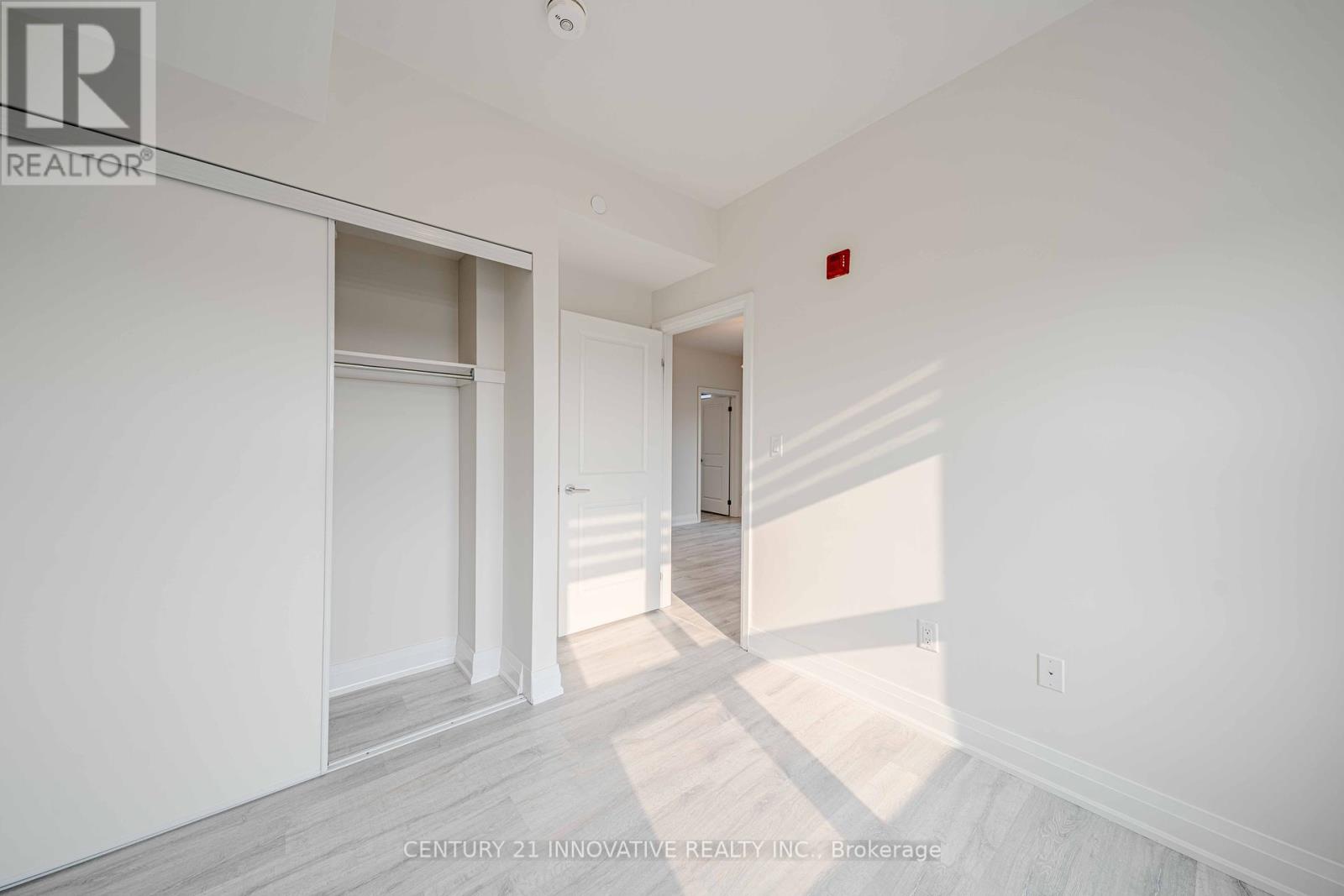 Photo 26 of 619 9700 Ninth Line, Markham ON