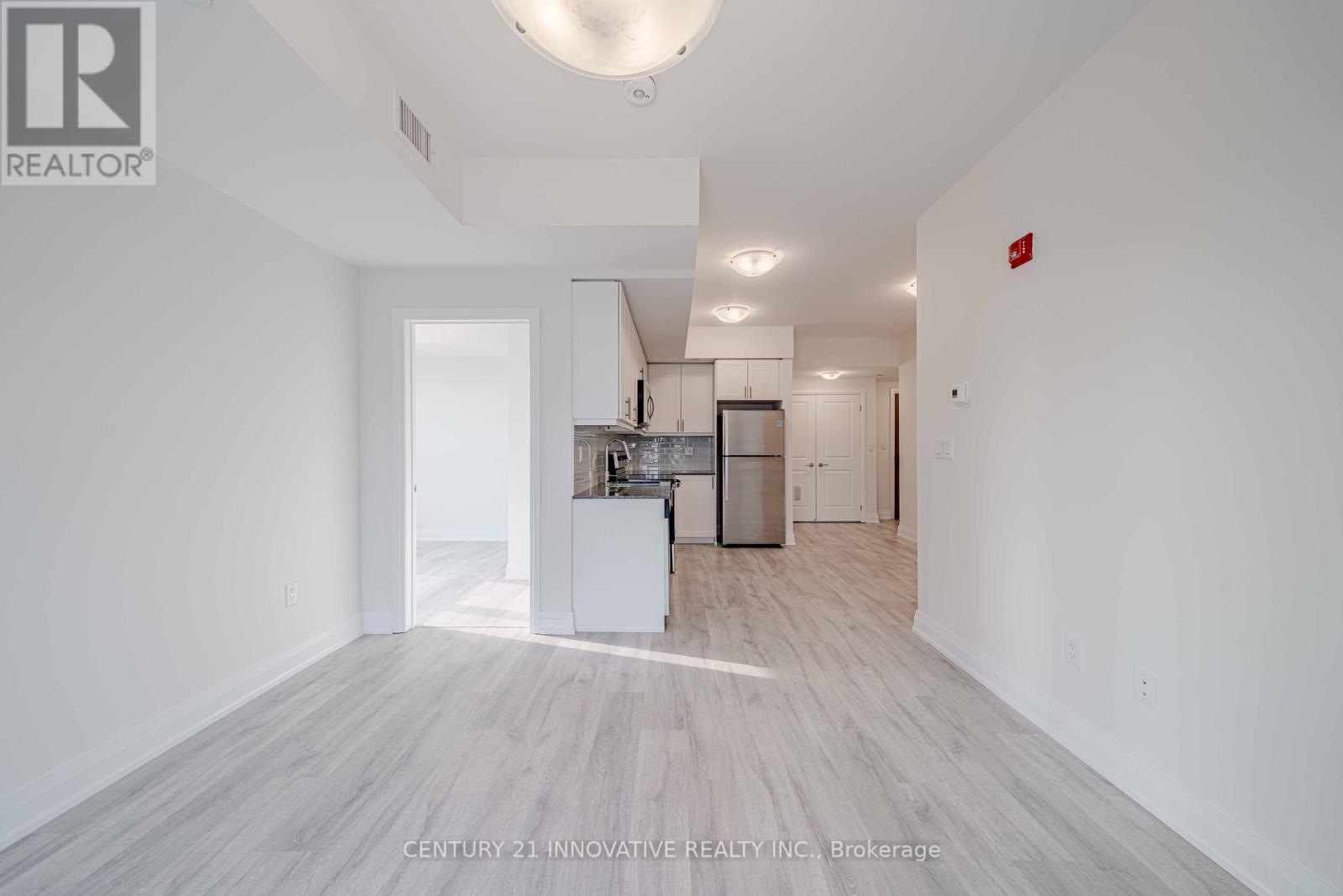 Photo 5 of 619 9700 Ninth Line, Markham ON