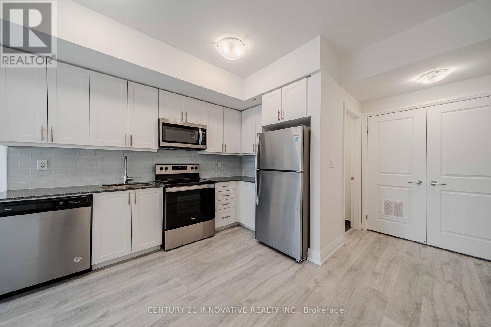 Photo 7 of 619 9700 Ninth Line, Markham ON