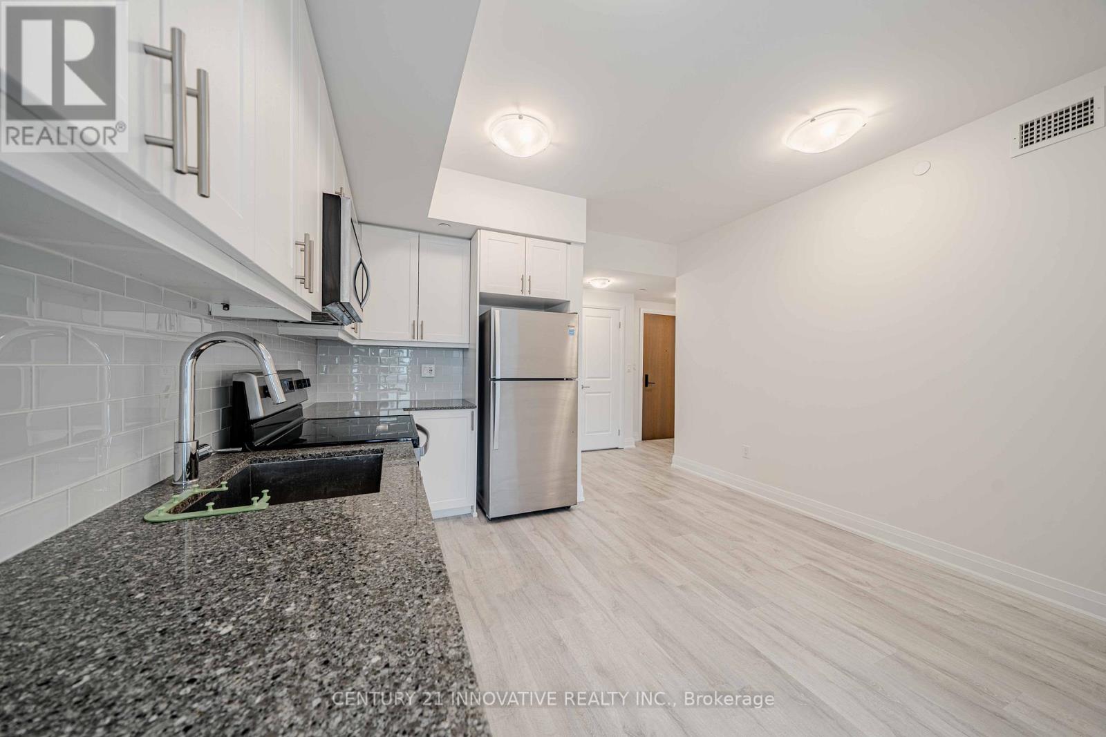 Photo 9 of 619 9700 Ninth Line, Markham ON