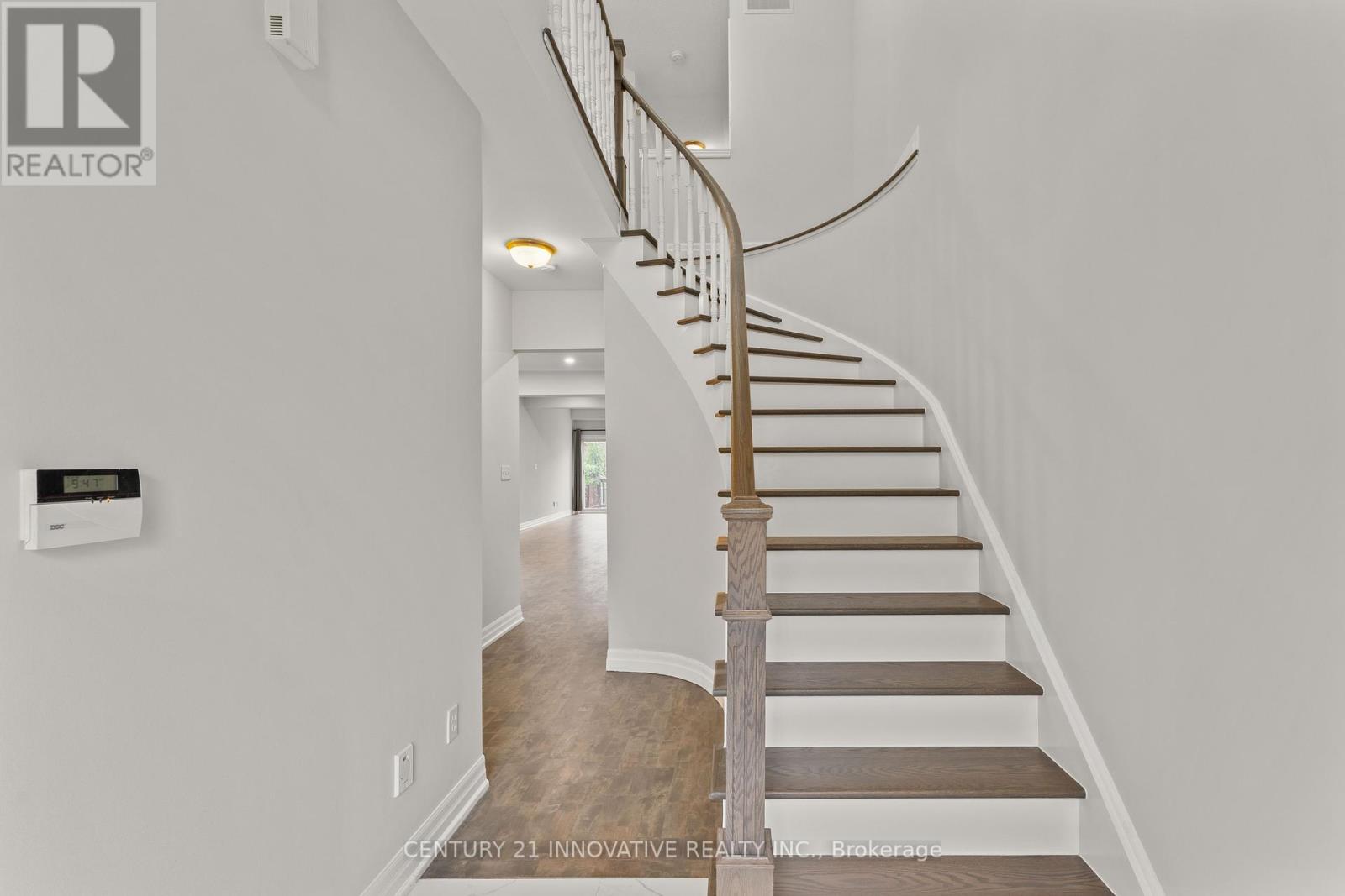 Photo 36 of 2442 Felhaber Crescent, Oakville ON