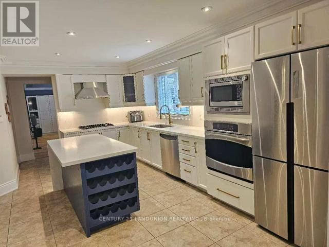 Photo 25 of 96 Irma Court, Hamilton ON