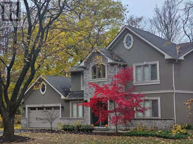 Photo 14 of 96 Irma Court, Hamilton ON