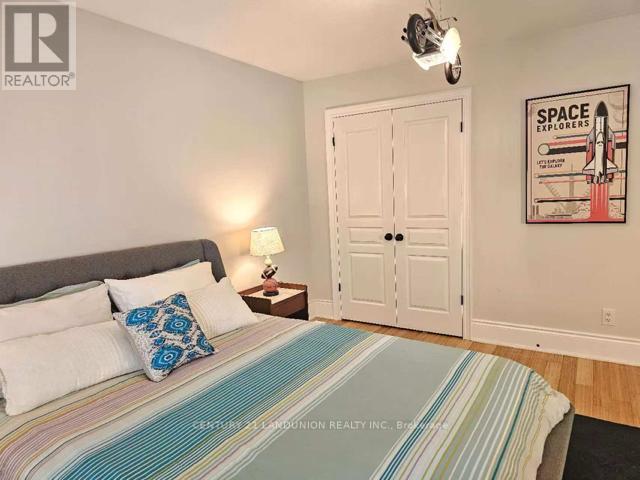 Photo 38 of 96 Irma Court, Hamilton ON