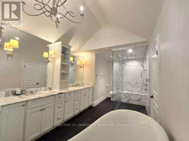 Photo 47 of 96 Irma Court, Hamilton ON