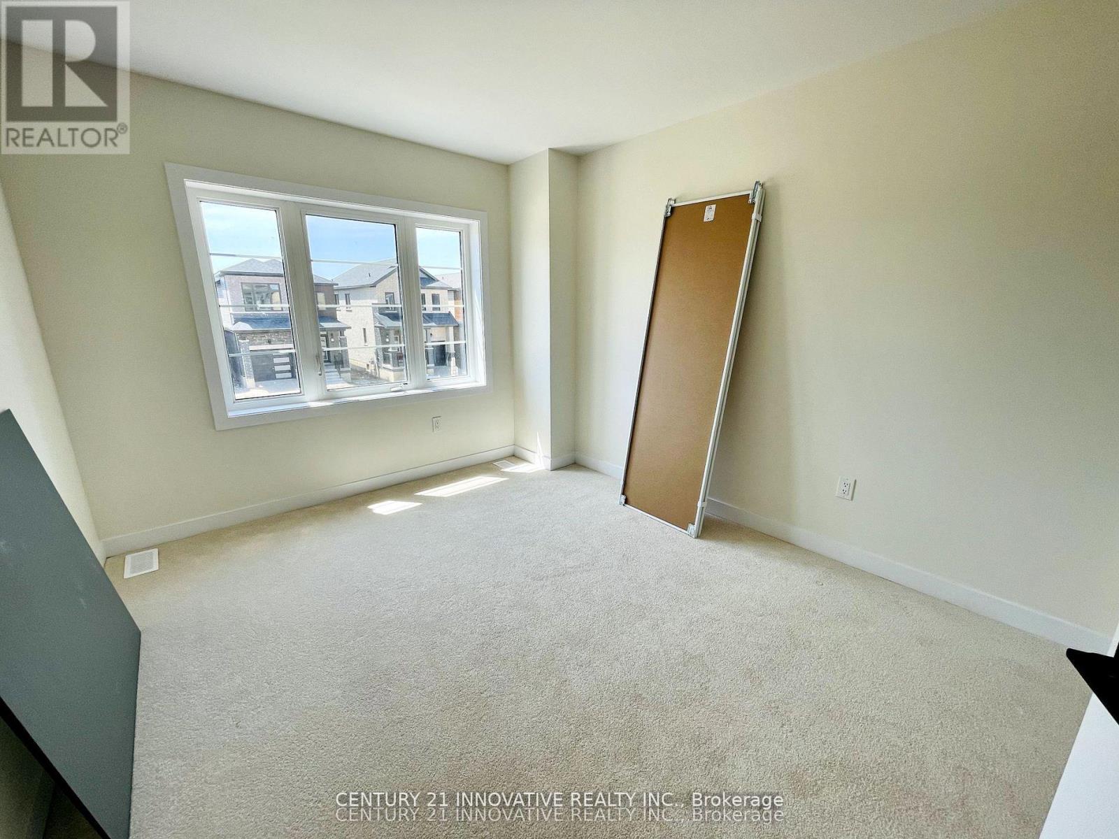 Photo 14 of 172 Wilmot Road, Brantford ON