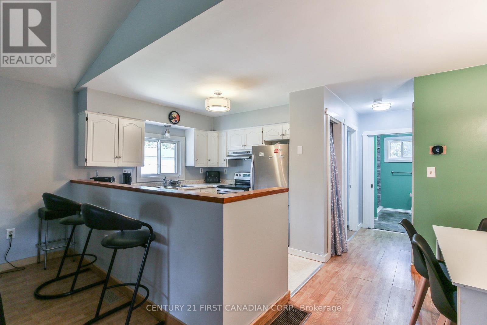 Photo 15 of 171 Lakeshore Road, Norfolk ON