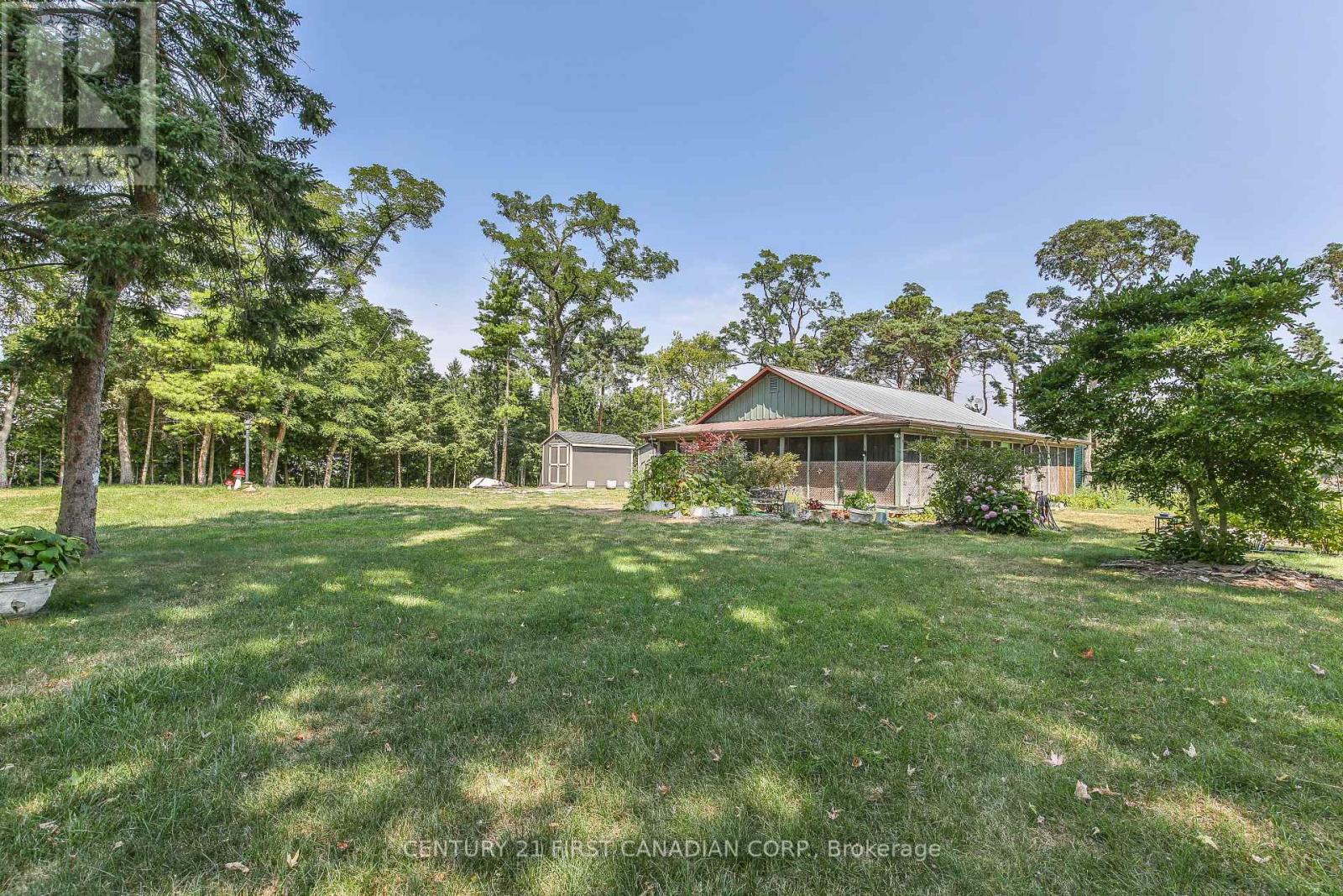 Photo 36 of 171 Lakeshore Road, Norfolk ON
